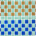 Détail du tressage coloré du panier Patchwork, mélange unique de motifs artisanaux, fait au Vietnam.